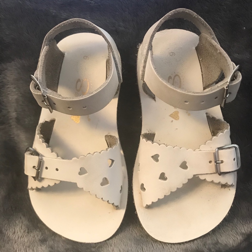 Baby Saltwater sandals by Hoy. White. Size 6